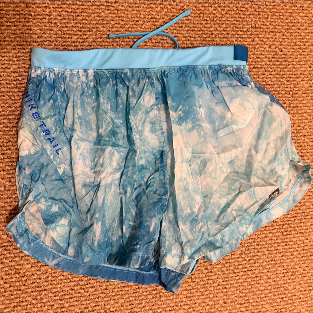 Nike Trail Blue and White Jacket